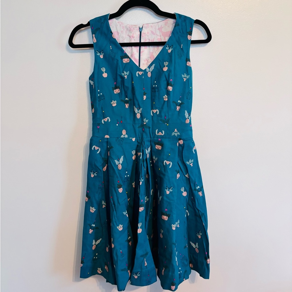 Handmade cartoon plant blue pleated fit and flare dress with v neck fits as a s